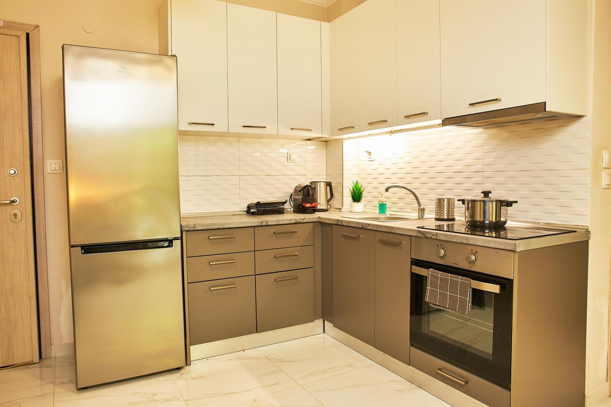 Marble Shine Apartment Near The City Center By Binobi! Tesalonika Bagian luar foto