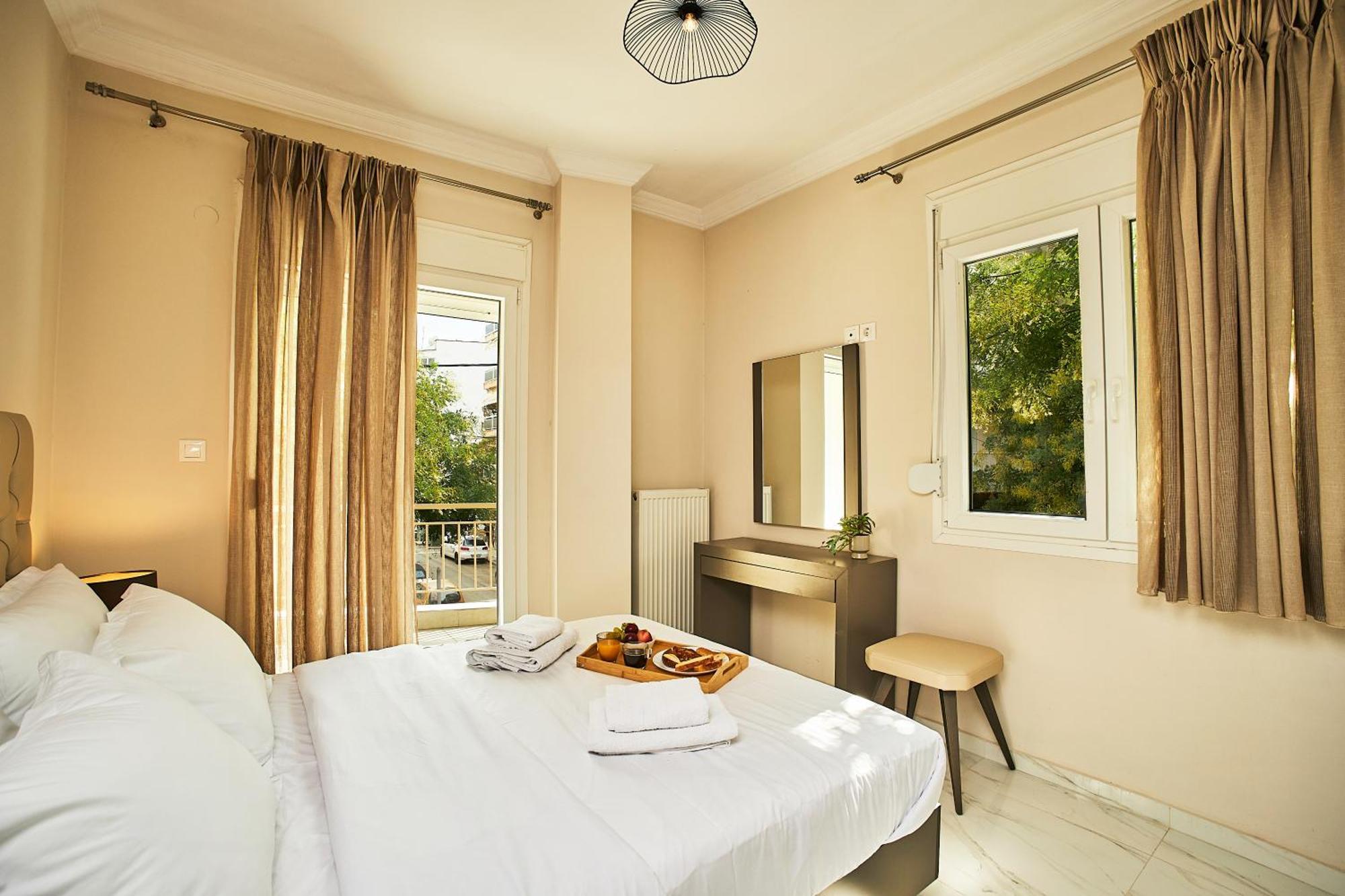 Marble Shine Apartment Near The City Center By Binobi! Tesalonika Bagian luar foto