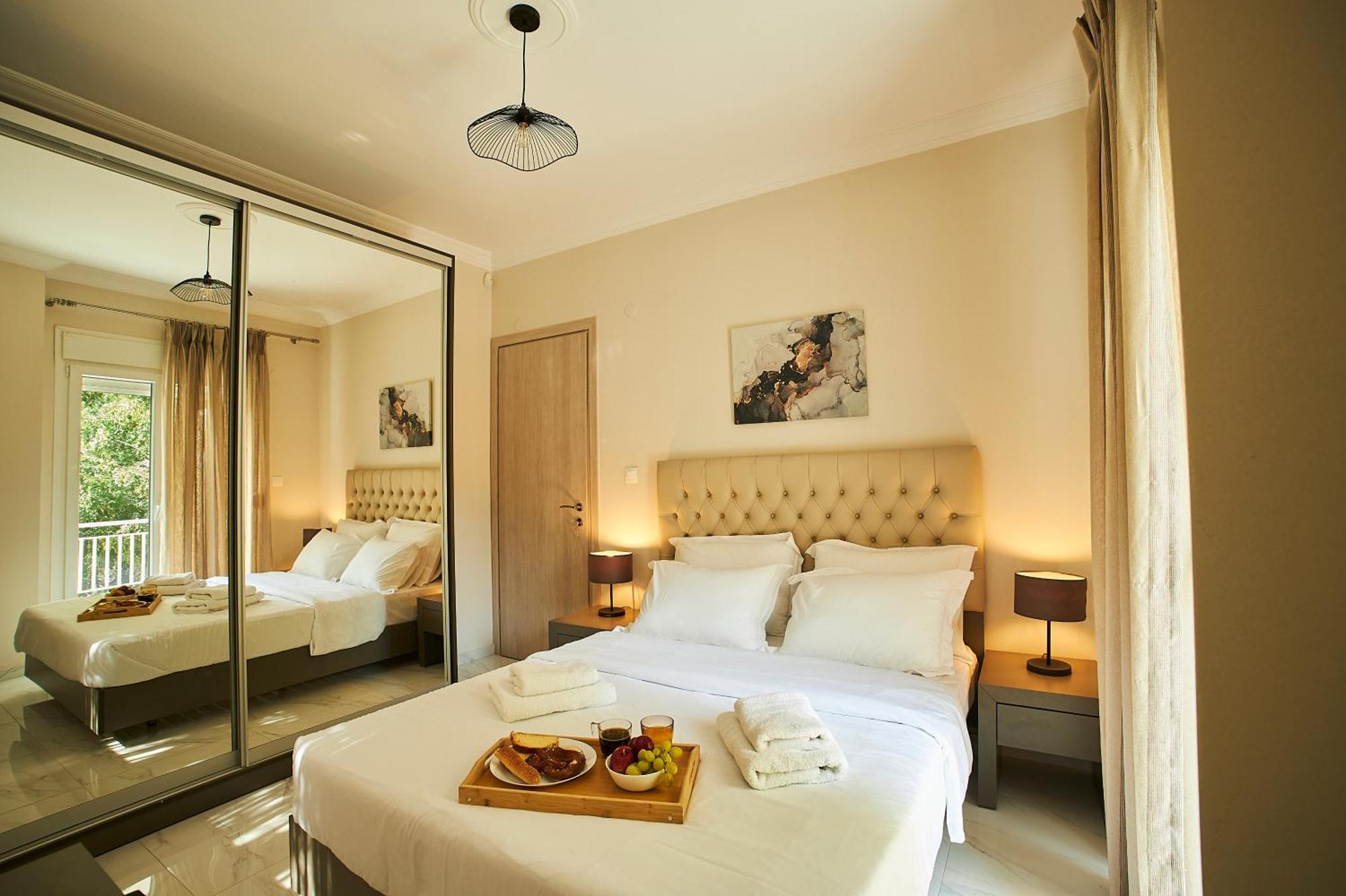 Marble Shine Apartment Near The City Center By Binobi! Tesalonika Bagian luar foto